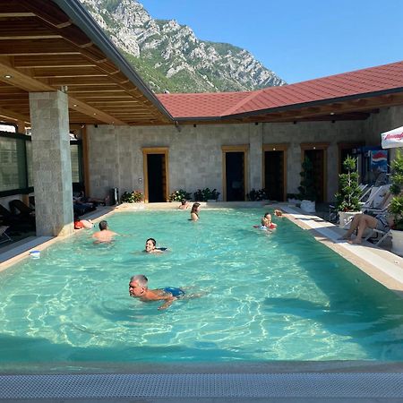 Panorama Rooms Hotel Near The Old Bazaar Krujë Eksteriør bilde